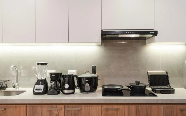 ALU Apartments - Miraflores f/Doubletree Hilton c/AC Wifi+60M