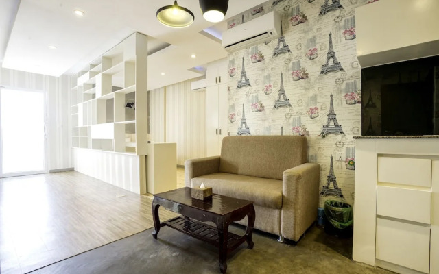 White Residence Hotel & Apartment