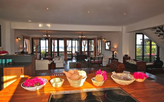 Villa Paradise ON THE Ocean