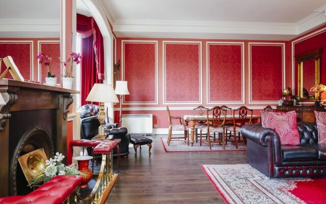 Gorgeous Royal Mile Mansion Apartment