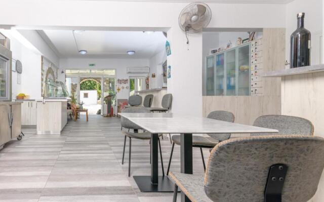 Pavlos Place