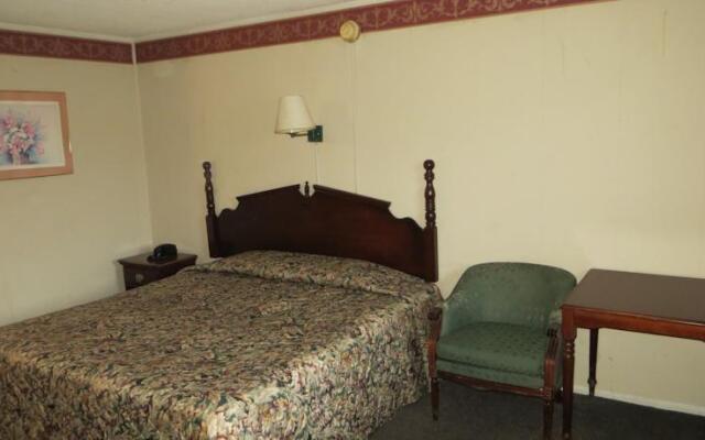 Deluxe Inn