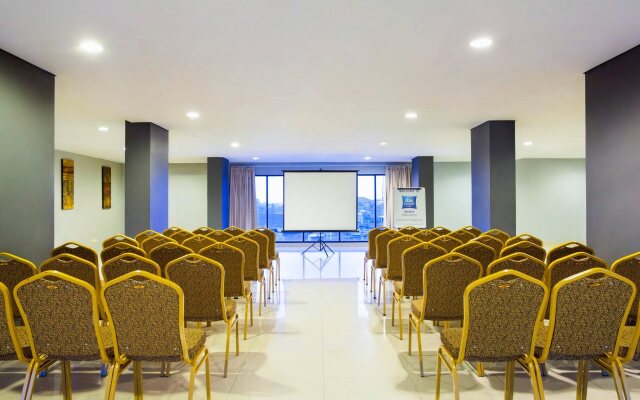 Ibis Budget Jakarta Daan Mogot