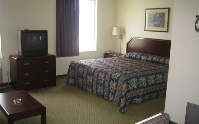Delux Inn Express and Suites