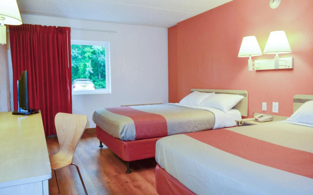 Motel 6 Albany, NY