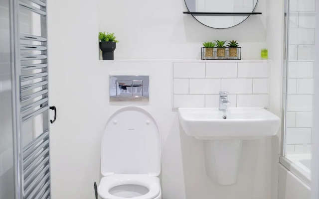 2 Bedroom in Birmingham by Stayfolk