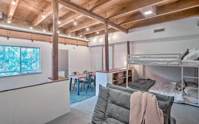 Modern & Unique Cabin With Deck by Lake Gregory!