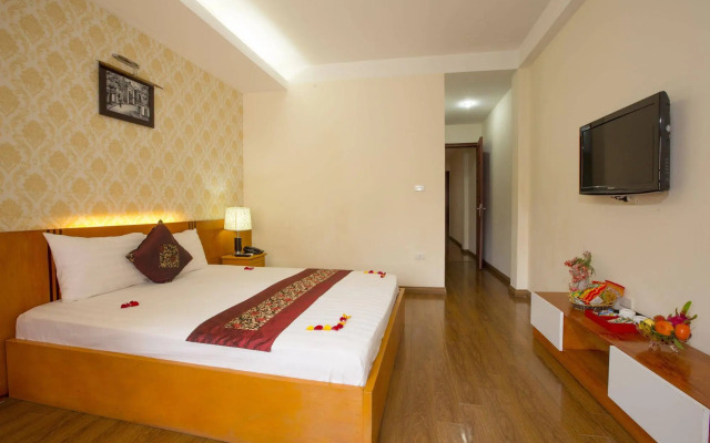 Indochina Queen 2 Hotel
