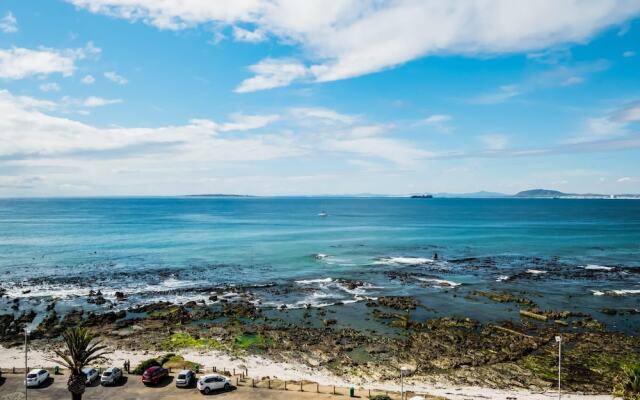 Magical Apartment w Uninterrupted Ocean Views Mouille Views