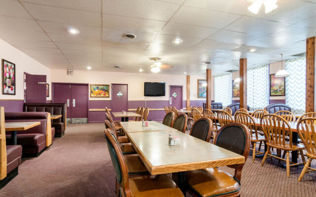 Colby Inn and Suites