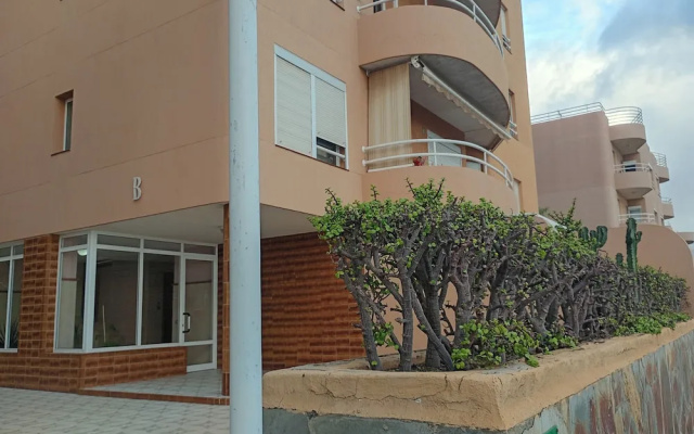 Stunning 3 Bedroom Apartment in Radazul With Ocean Views