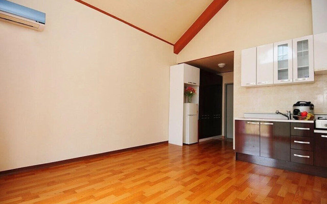 Songnisan Mountain White