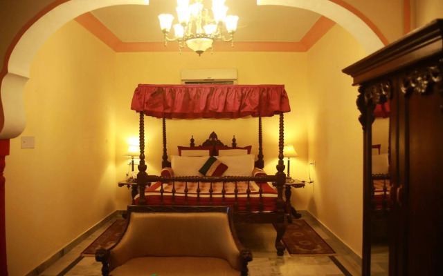 Hotel Raj Mahal
