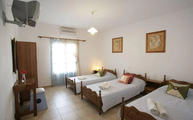 Plastiras Rooms
