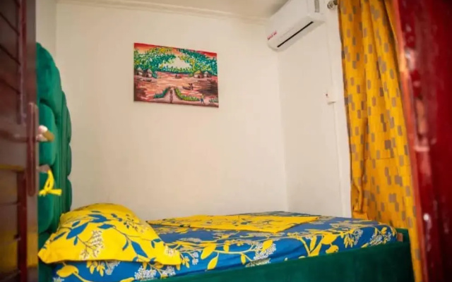 2 Bed Apt Sleeps 5 - Wifi, Parking, Balcony — фото 2