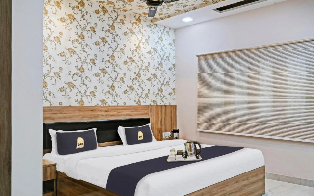 Townhouse OAK Hotel Aditya Residency