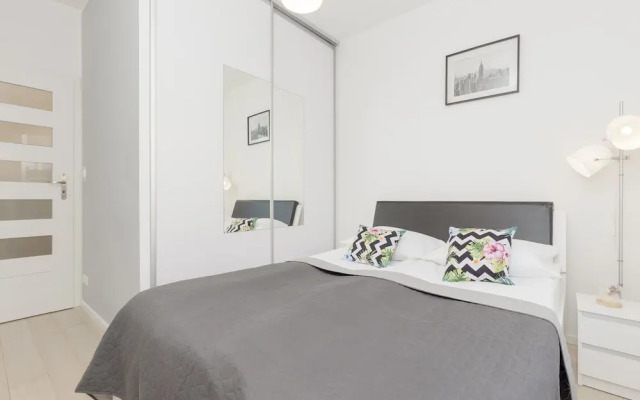Subtle Colors Apartment by Renters