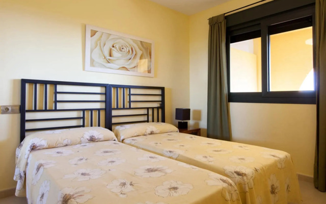 Apartamentos Playamarina