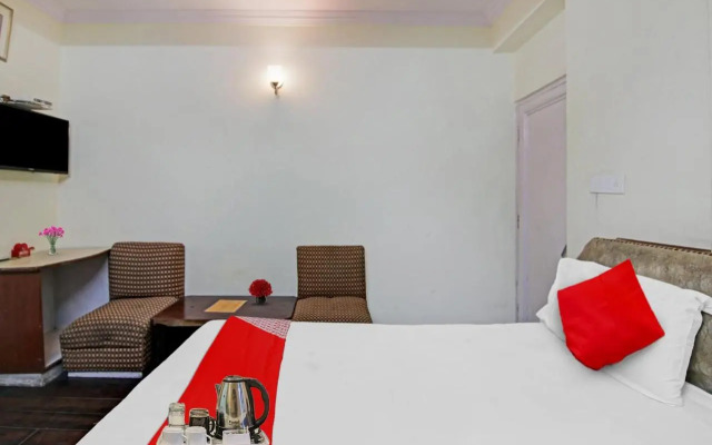 OYO Rooms Mall Road View