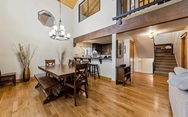 1192 Timber Lane 4 Bedroom Home