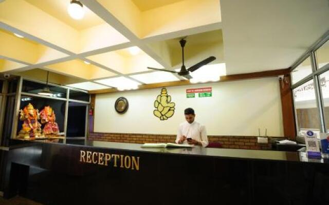 OYO 44364 Hotel Gaurab