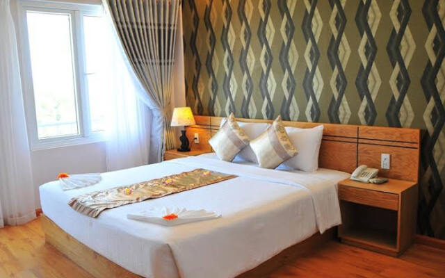 Maritime Hotel