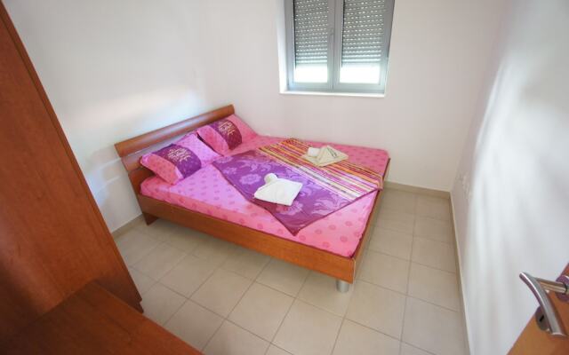 Petrovac Bay Apartments