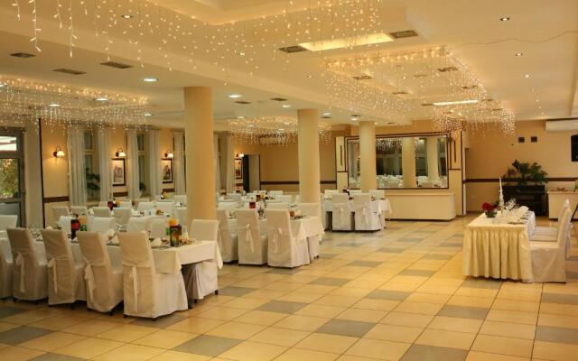 Hotel Leotar