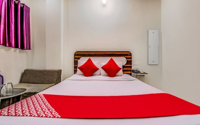OYO 18873 Hotel Comfort
