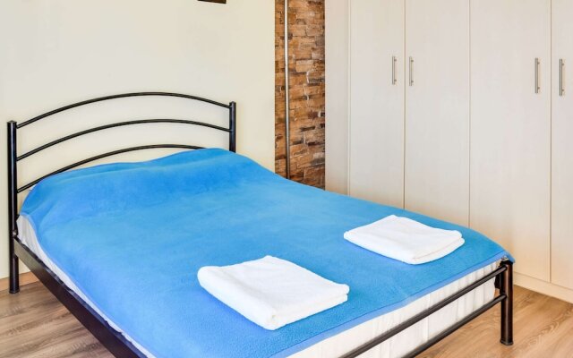 Alluring Holiday Home in Syros With Barbecue