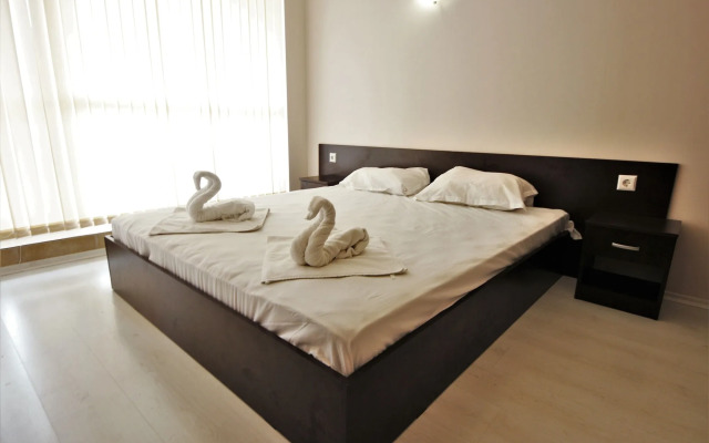 Menada Sunset Beach 4 Apartments