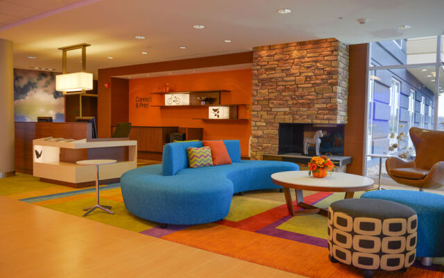 Fairfield Inn & Suites Canton South