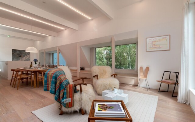 Chalet W by H2 Life