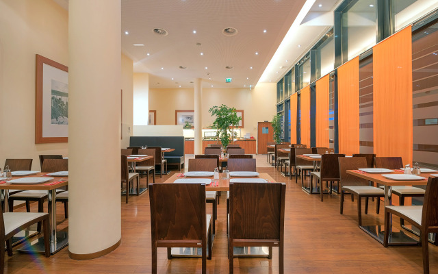 Leonardo Hotel Salzburg Airport
