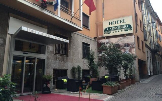 Hotel Carrobbio