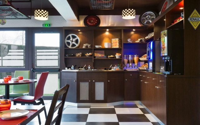 Hotel Kyriad Design ENZO PONT A MOUSSON