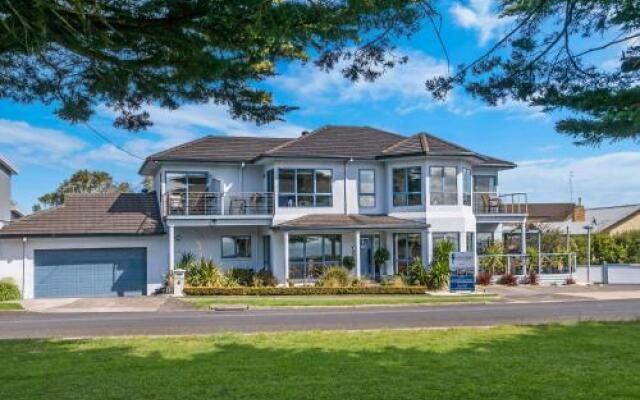 Seascape Accommodation