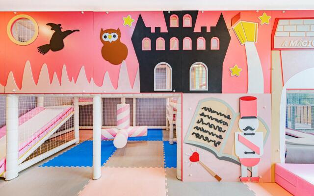 Gapyeong Premium Kids Poolvilla