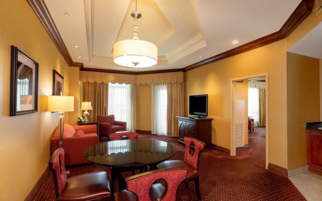 Wyndham Grand Oklahoma City Downtown