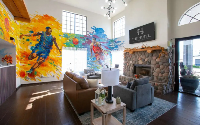 The Hotel Serene Glendale Peoria, Surestay Collection by BW