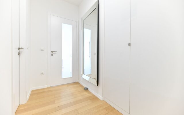 Berin Deluxe Penthouse with jacuzzi