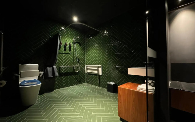 Moss Hotel