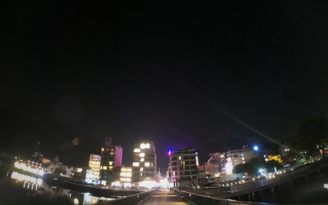 Ming Yue Hu Lakeview BnB
