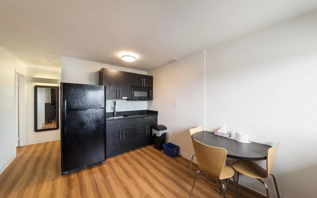 Motel 6 Cranbrook, BC