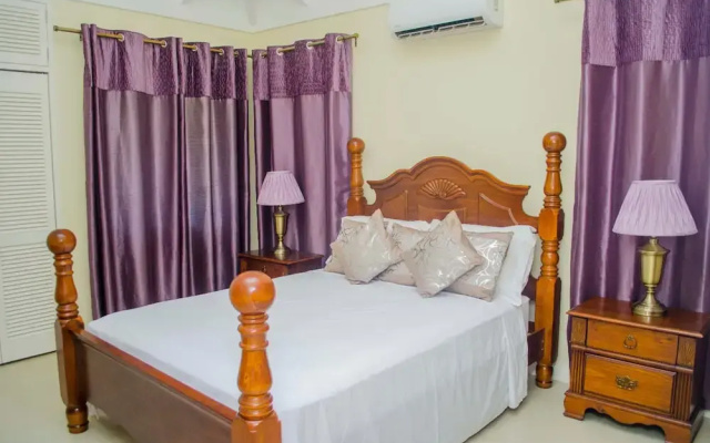 Ocho Rios Treasure Villa at Coolshade XII