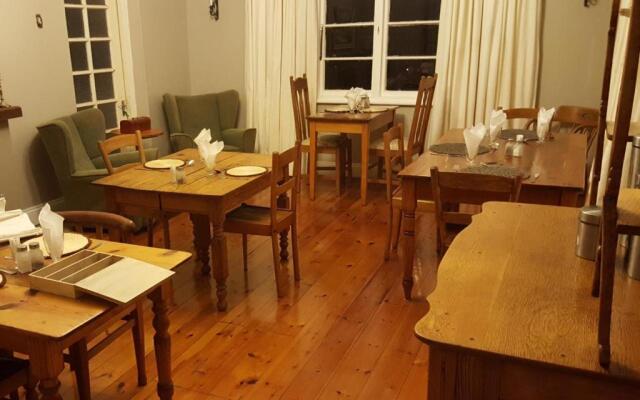 Bellevue Manor Guest House