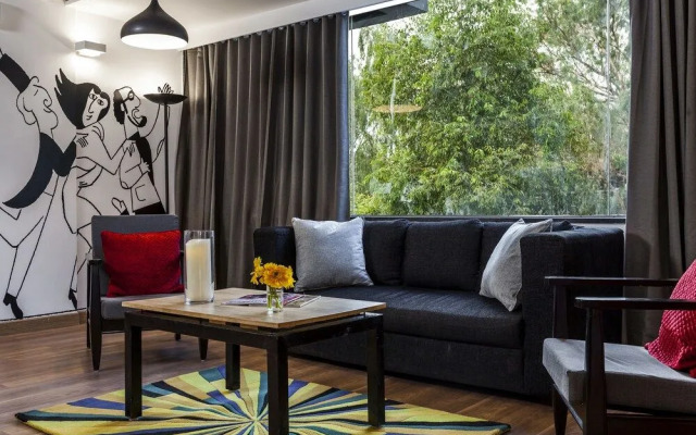 OYO 78628 Townhouse 136 Sector 46 Vikas Marg