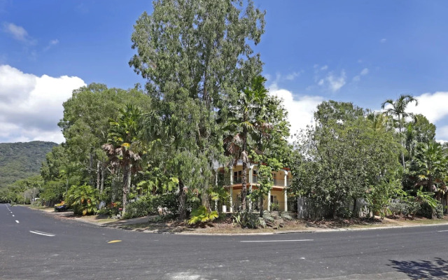 Tropical Villa Bella with Private Pool