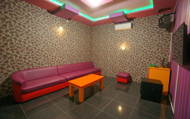The Cabin Tanjung Hotel