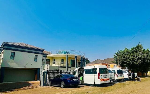 Rosenia Boutique Hotel